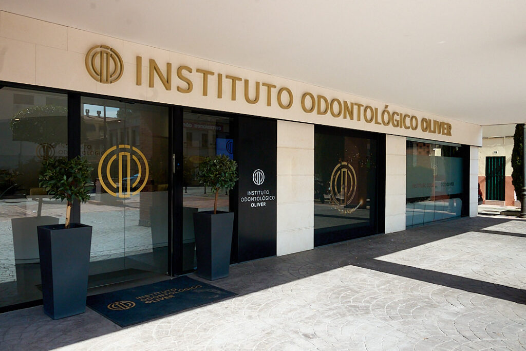Torrejón de Ardoz – Instituto Odontológico Oliver - fachada da clínica